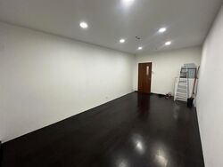 A'posh Bizhub (D27), Factory #630589171